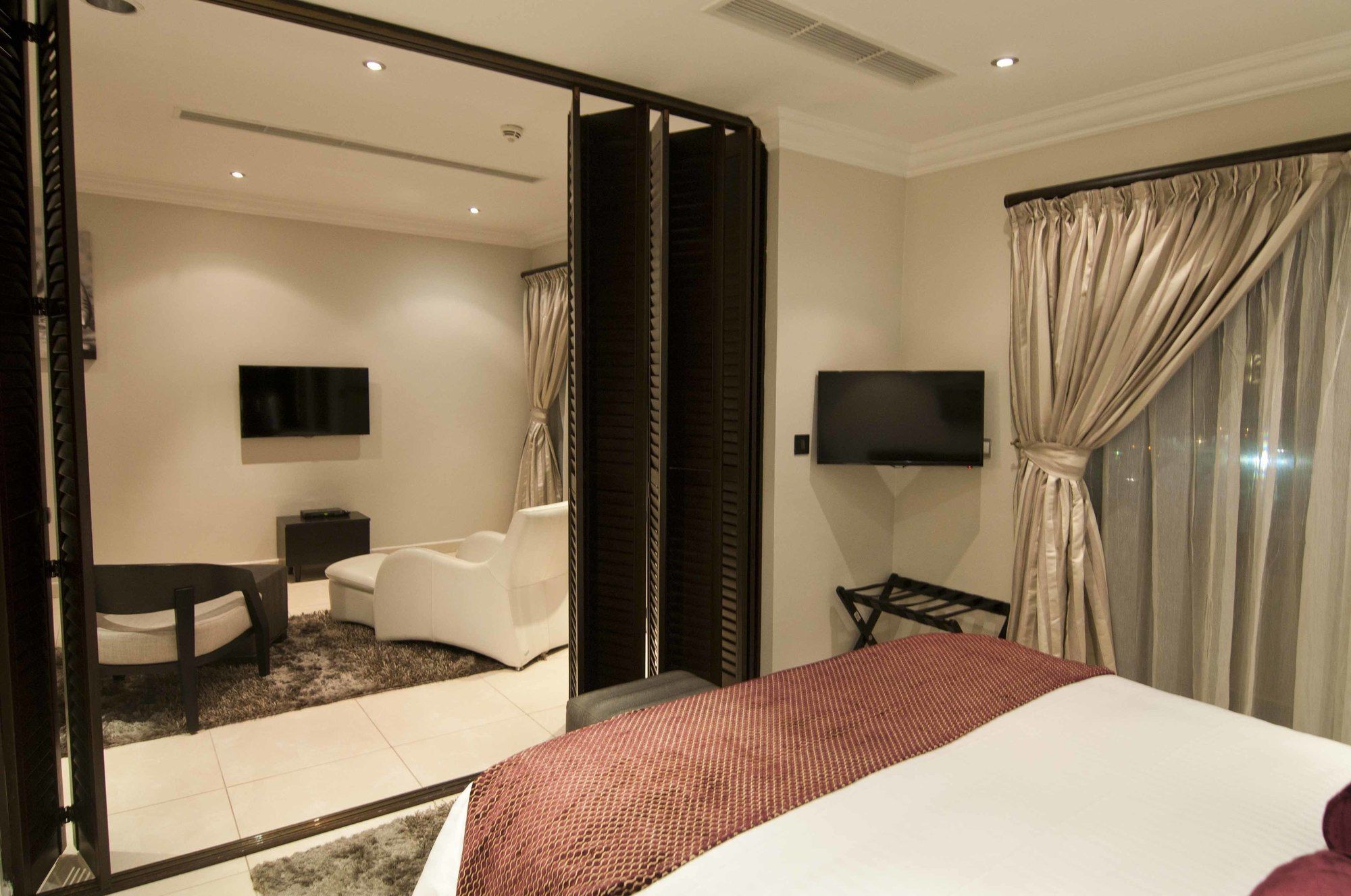 L'Eola Suites Abuja Luaran gambar